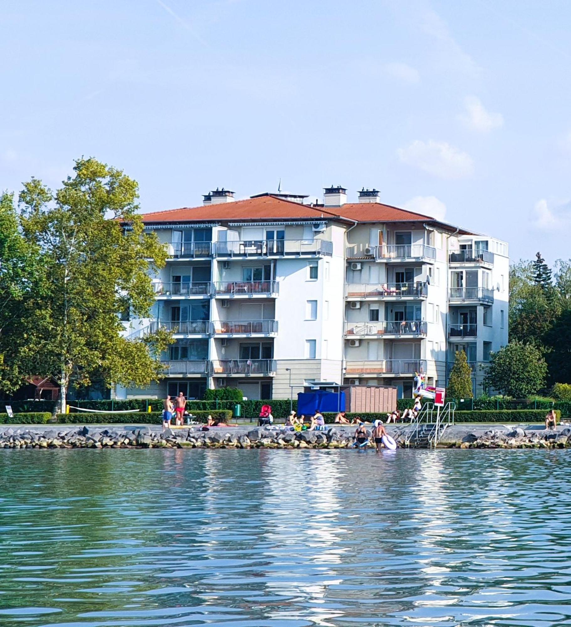 Balaton Lakeside Residence Siófok Kültér fotó